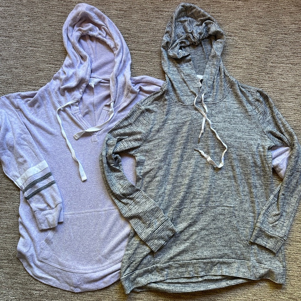 Two Long-sleeved Women’s Sweater Hoodies, Market & Spruce, Size S